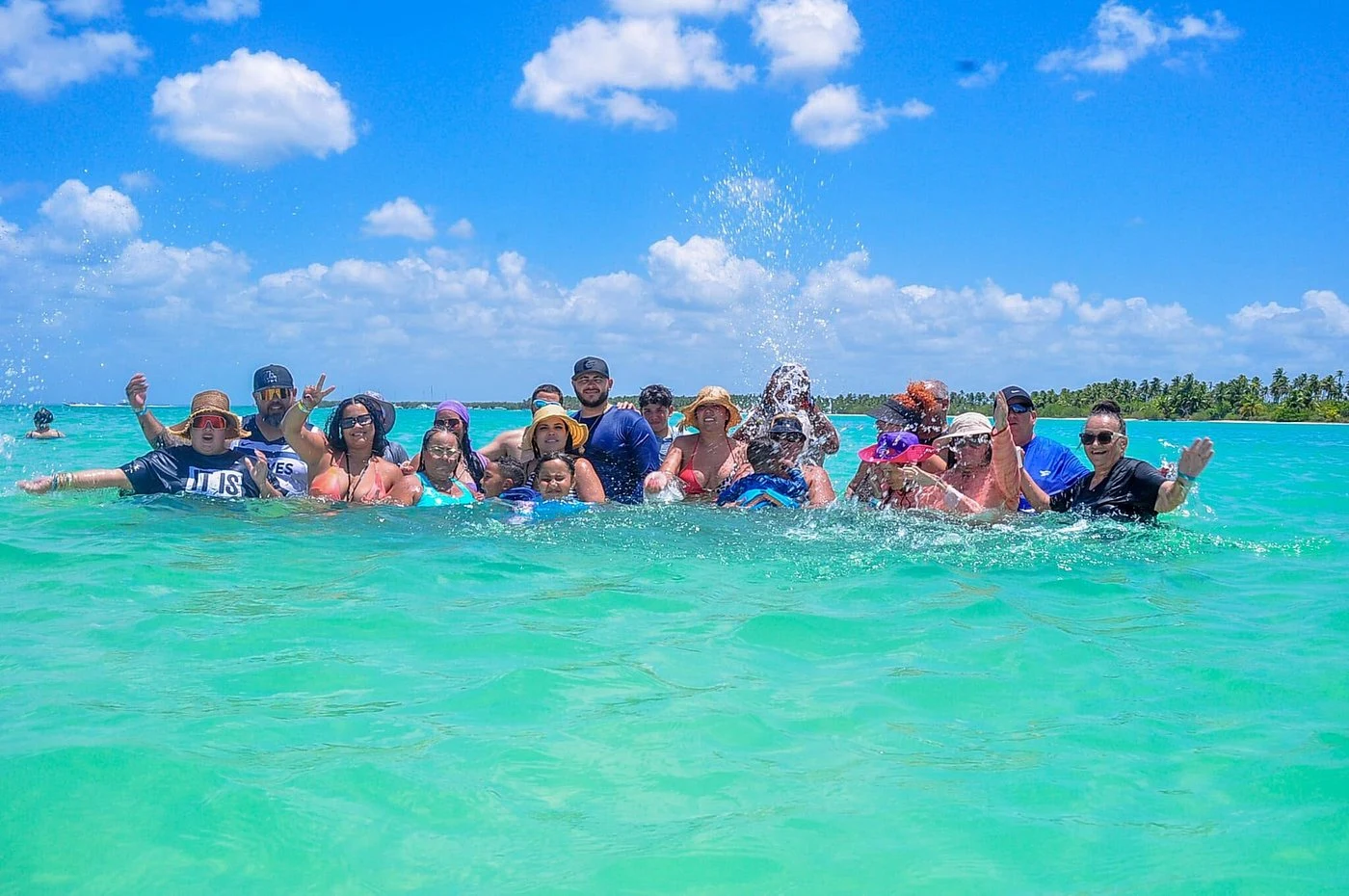 Saona Island Day Trip From Punta Cana with Lunch and Open Bar